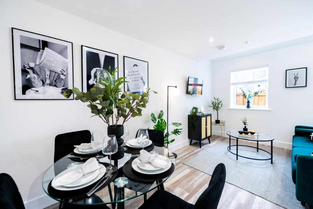 Hosta Group - Prestige 1 Bed Apartment - The Olive Cambridge  Ngoại thất bức ảnh
